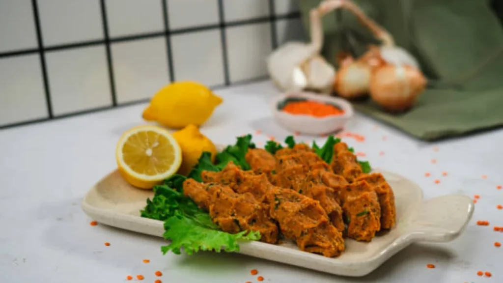 Meze Keyfi: Yazın Serinleten, Kışın Isıtan 10 Tarif 10 Mercimek Köftesi